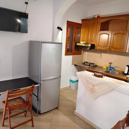 Aparthotel Yana *
