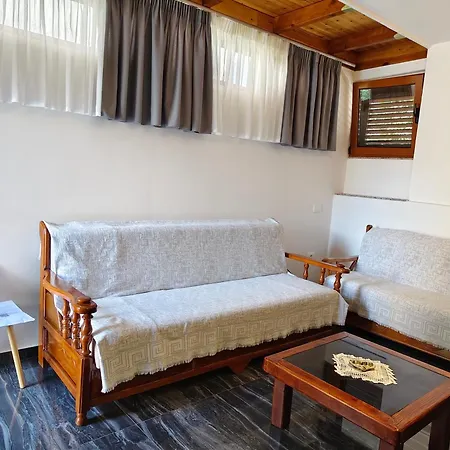 Aparthotel Yana